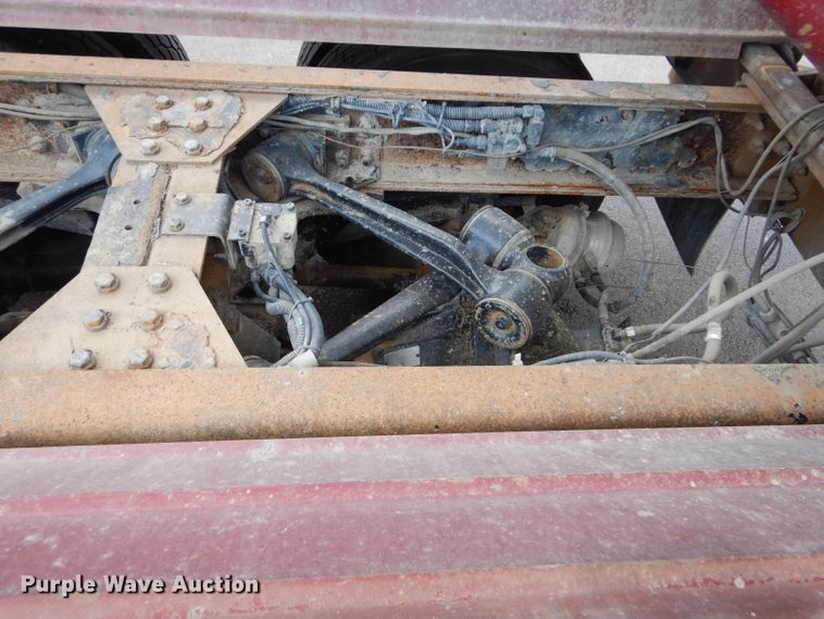 image for item DM4319 2005 Kenworth T800  hydrovac truck