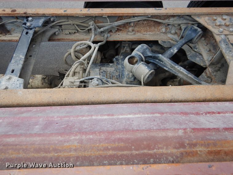 image for item DM4319 2005 Kenworth T800  hydrovac truck