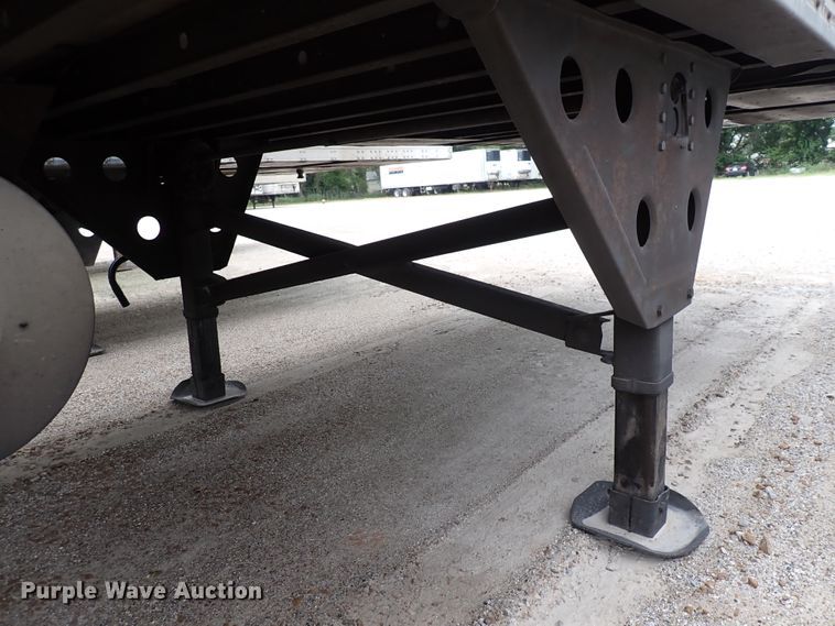 image for item DN1750 2009 Utility Trailer  refrigerated van trailer