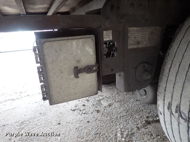 image for item DN1750 2009 Utility Trailer  refrigerated van trailer