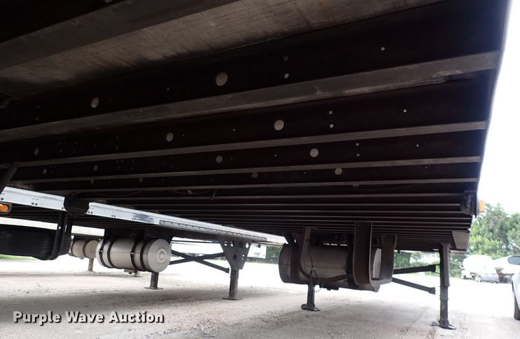 image for item DN1750 2009 Utility Trailer  refrigerated van trailer