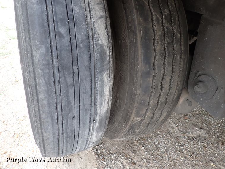 image for item DN1750 2009 Utility Trailer  refrigerated van trailer