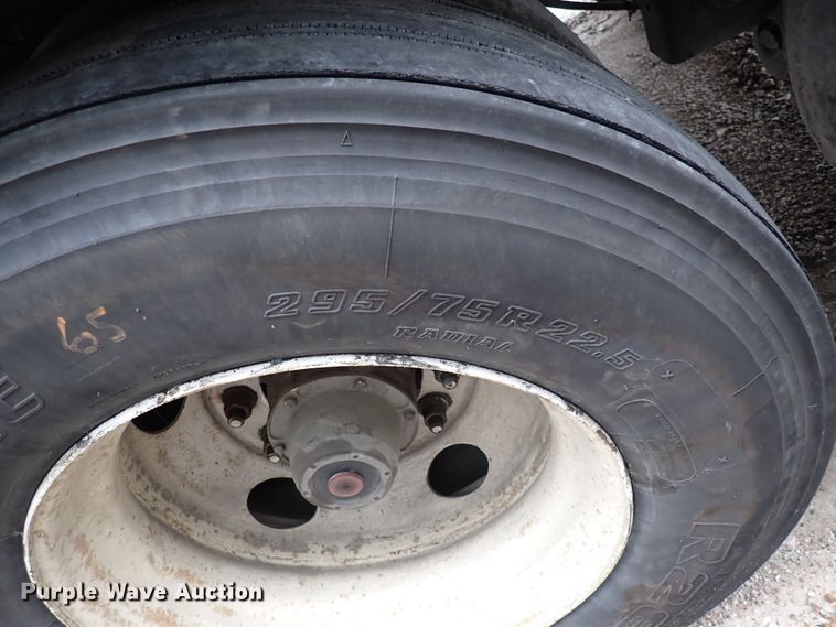 image for item DN1750 2009 Utility Trailer  refrigerated van trailer