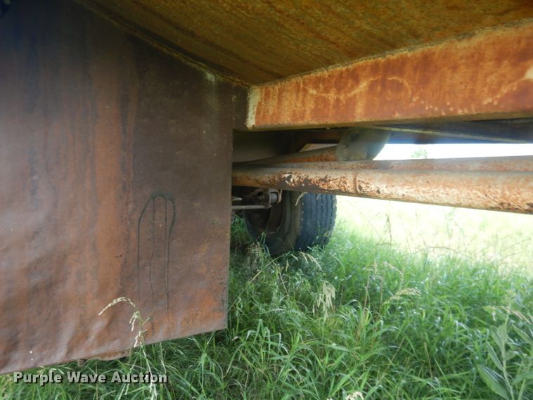 image for item FI9134 Trailmobile  fuel trailer