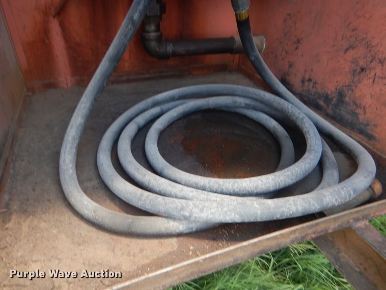 image for item FI9134 Trailmobile  fuel trailer