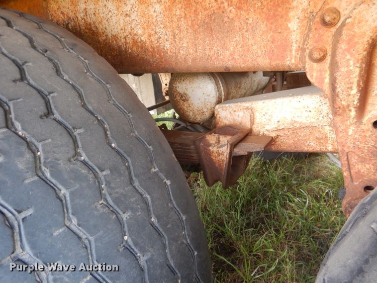 image for item FI9134 Trailmobile  fuel trailer