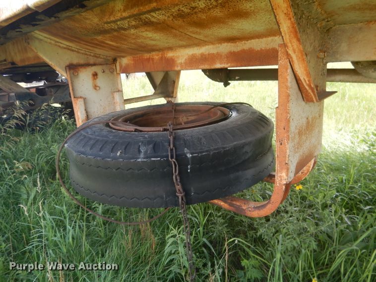 image for item FI9134 Trailmobile  fuel trailer