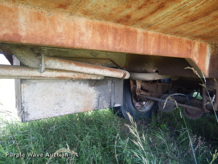 image for item FI9134 Trailmobile  fuel trailer