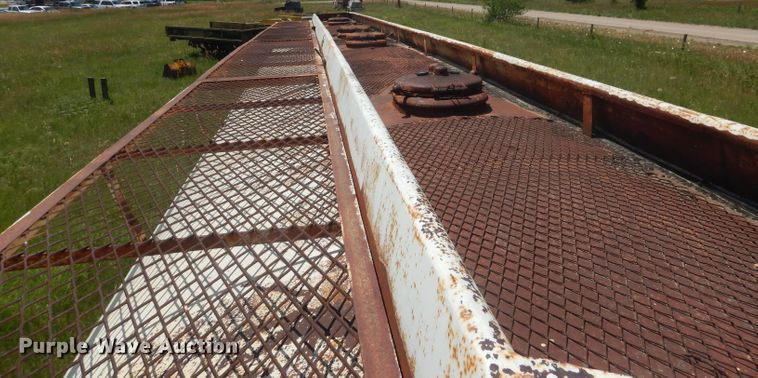 image for item FI9134 Trailmobile  fuel trailer