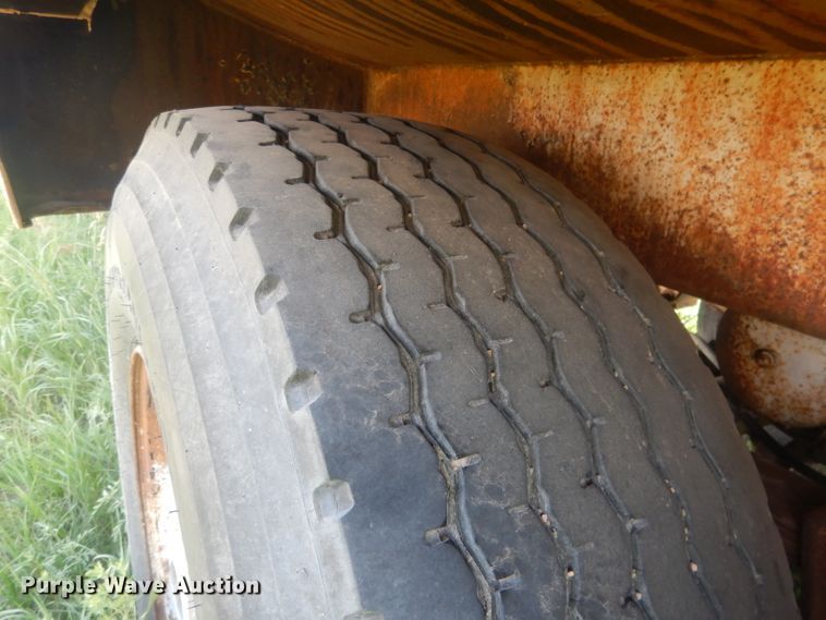 image for item FI9134 Trailmobile  fuel trailer