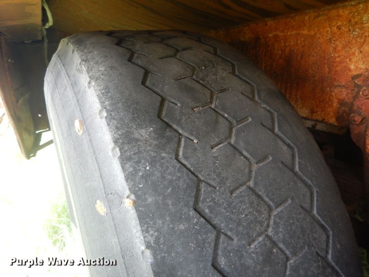 image for item FI9134 Trailmobile  fuel trailer