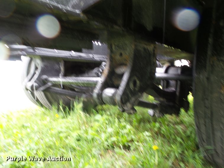 image for item HF9920 2016 Wilmar  fertilizer delivery trailer