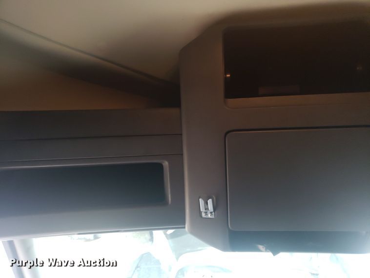 image for item HO9409 2013 International ProStar 122  semi truck