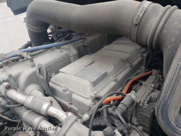 image for item HO9409 2013 International ProStar 122  semi truck