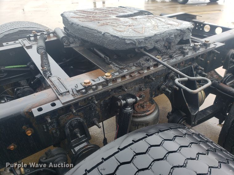 image for item HO9409 2013 International ProStar 122  semi truck