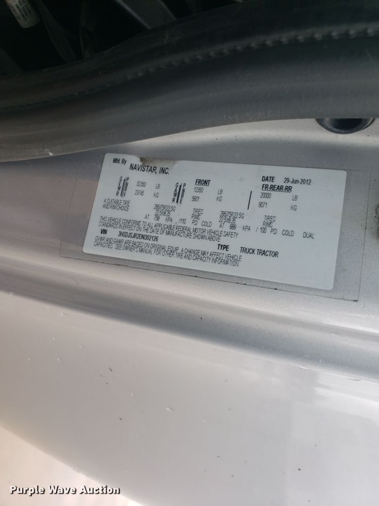 image for item HO9409 2013 International ProStar 122  semi truck