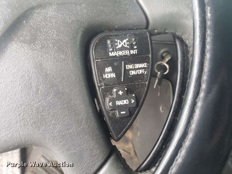 image for item HO9410 2013 International ProStar 122  semi truck