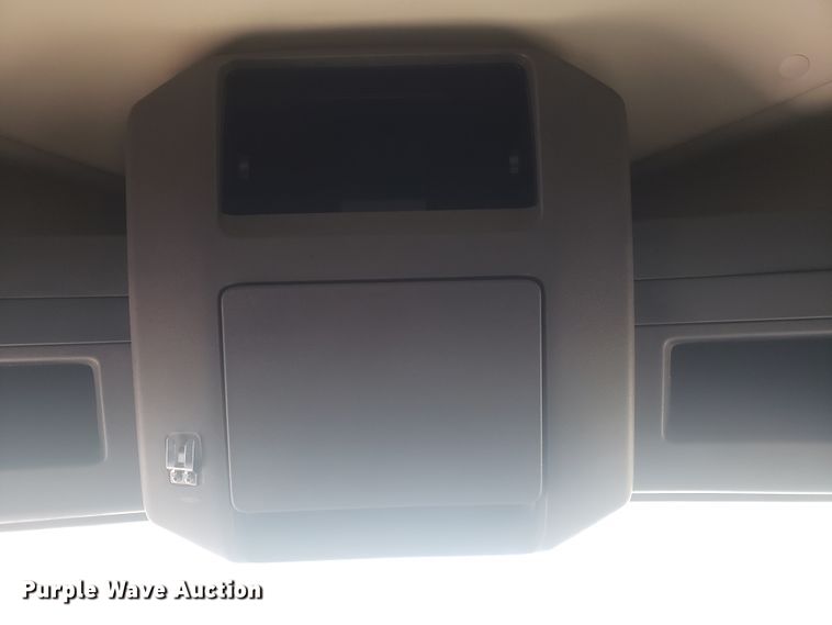 image for item HO9410 2013 International ProStar 122  semi truck