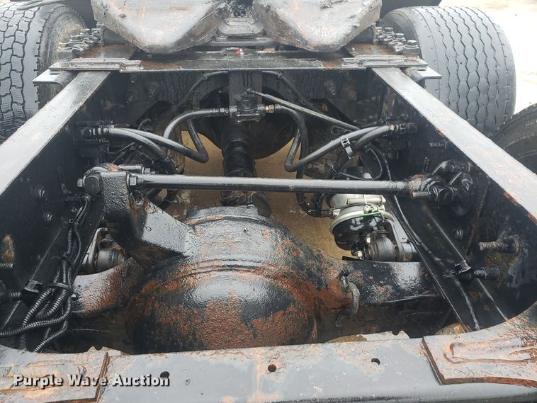 image for item HO9410 2013 International ProStar 122  semi truck