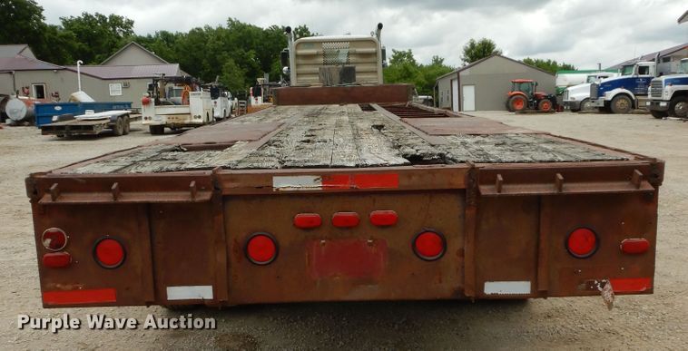 image for item HO9498 1961 Trailmobile  drop deck trailer