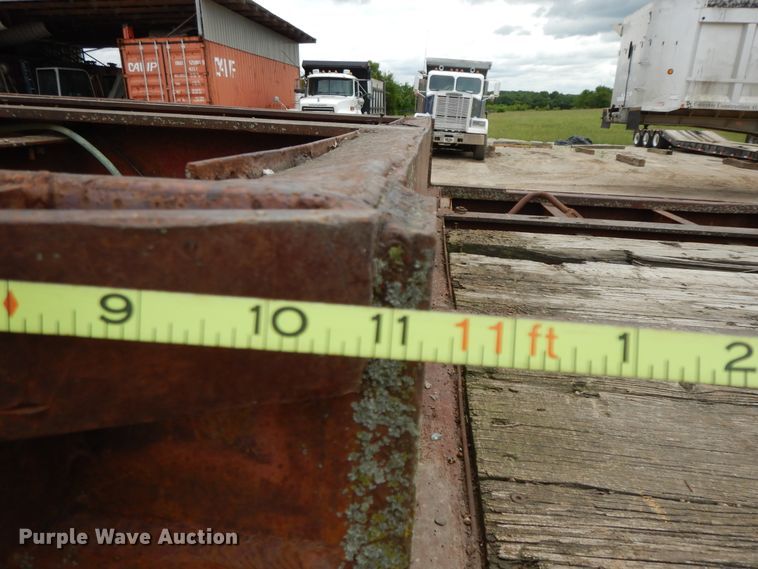 image for item HO9498 1961 Trailmobile  drop deck trailer