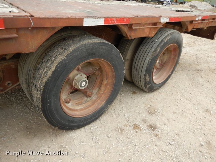 image for item HO9498 1961 Trailmobile  drop deck trailer