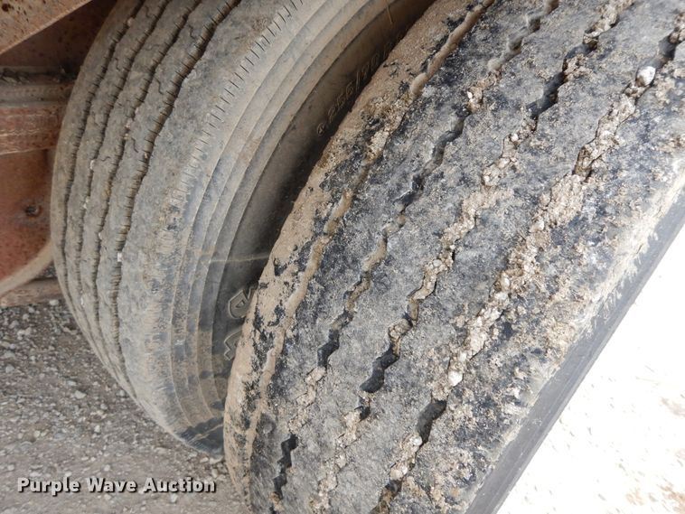 image for item HO9498 1961 Trailmobile  drop deck trailer