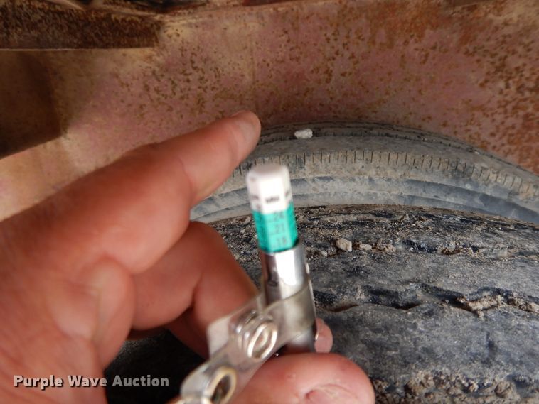 image for item HO9498 1961 Trailmobile  drop deck trailer