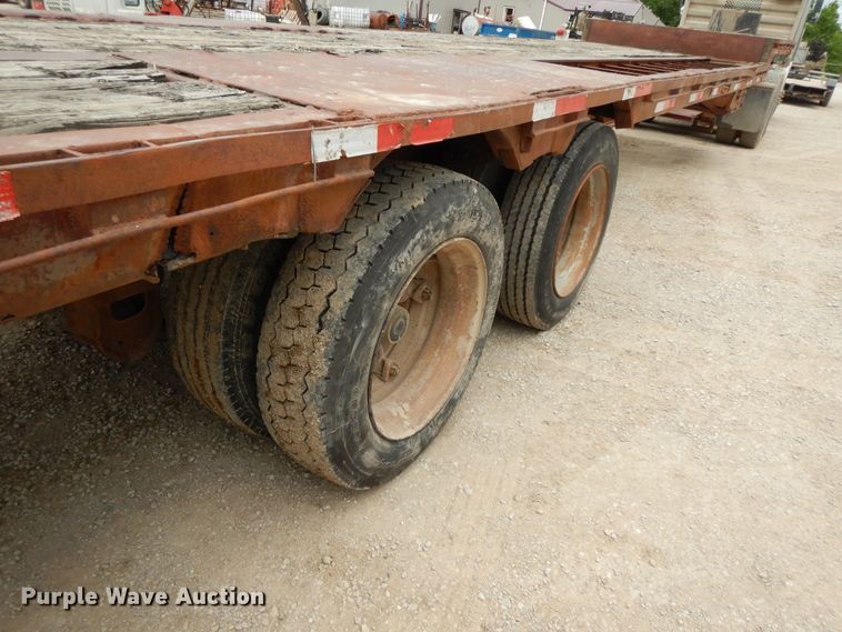 image for item HO9498 1961 Trailmobile  drop deck trailer