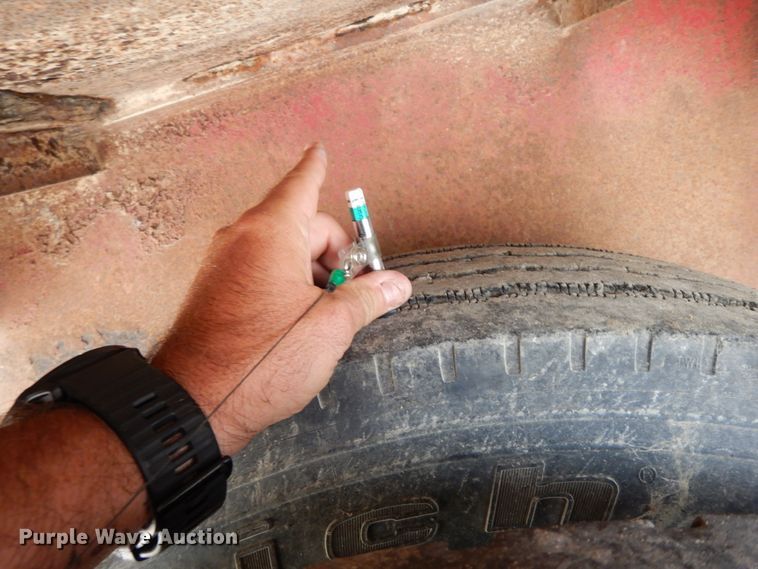 image for item HO9498 1961 Trailmobile  drop deck trailer