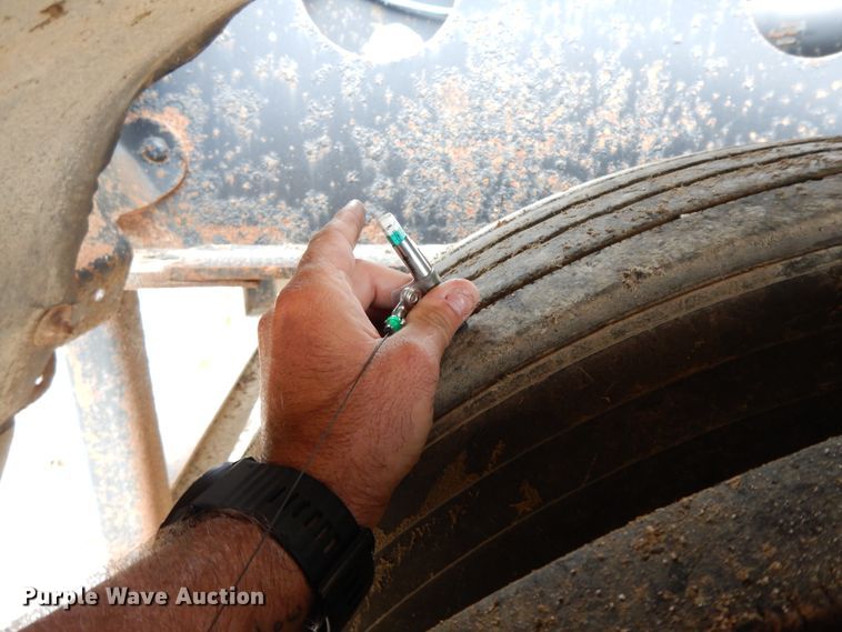 image for item HO9499 2007 Sidumpr SDR-223  side dump trailer