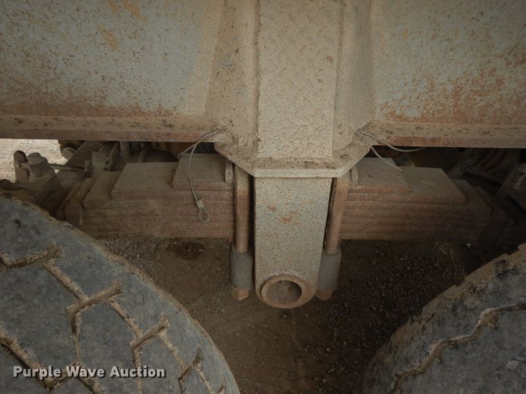 image for item HP9504 1985 Fruehauf ND2M2-22-6DAXZ-22-6  end dump trailer