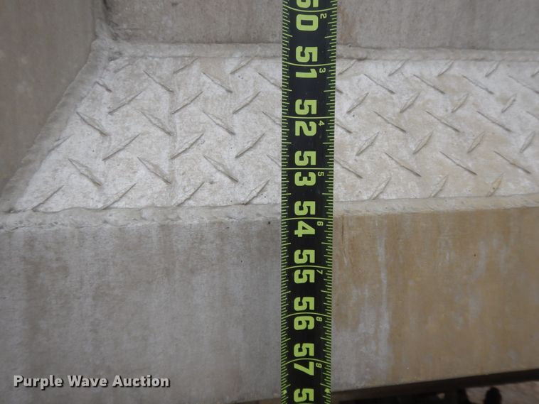 image for item HP9504 1985 Fruehauf ND2M2-22-6DAXZ-22-6  end dump trailer