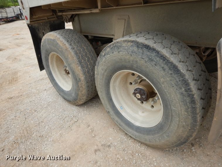 image for item HP9504 1985 Fruehauf ND2M2-22-6DAXZ-22-6  end dump trailer