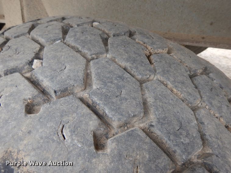 image for item HP9504 1985 Fruehauf ND2M2-22-6DAXZ-22-6  end dump trailer