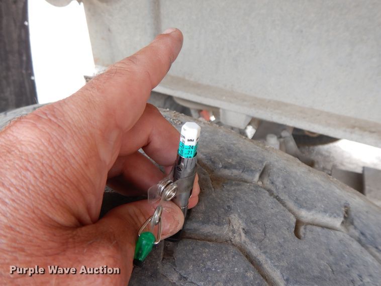 image for item HP9504 1985 Fruehauf ND2M2-22-6DAXZ-22-6  end dump trailer