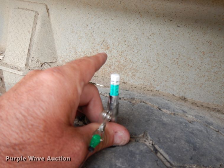 image for item HP9504 1985 Fruehauf ND2M2-22-6DAXZ-22-6  end dump trailer