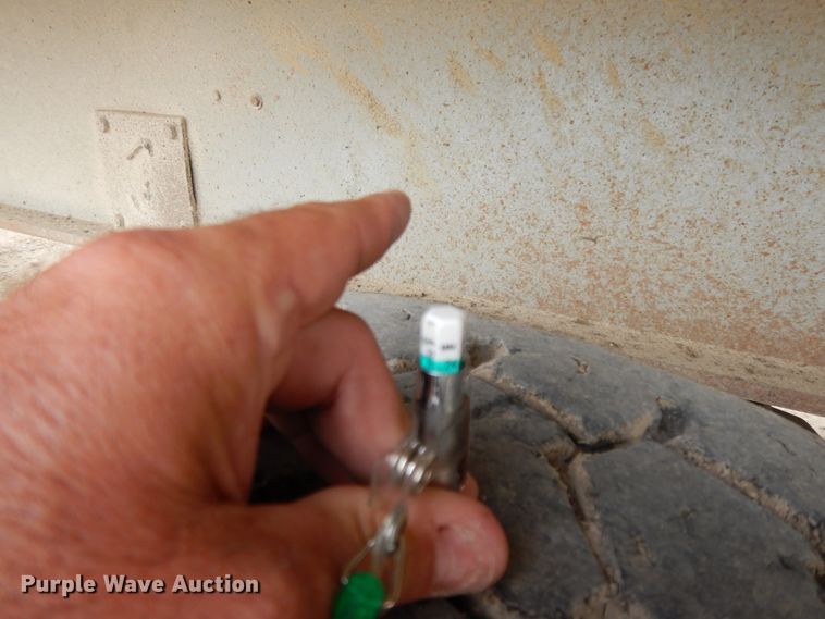 image for item HP9504 1985 Fruehauf ND2M2-22-6DAXZ-22-6  end dump trailer