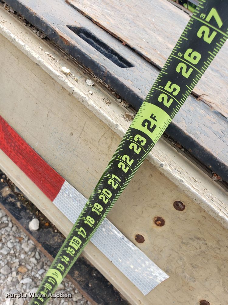 image for item HP9507 1989 Wilson  lowboy equipment trailer