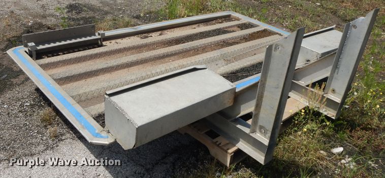 image for item HP9524 Truck parts