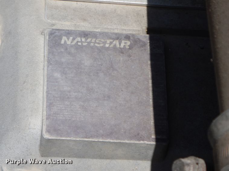 image for item HP9553 2011 International ProStar  semi truck