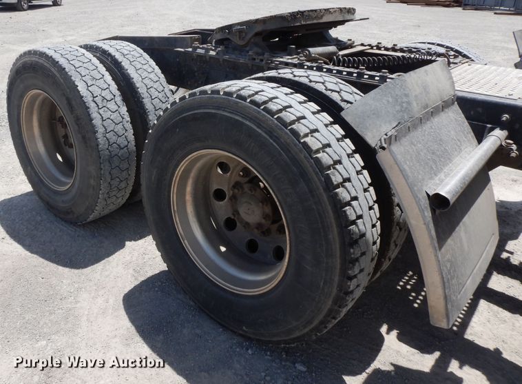 image for item HP9553 2011 International ProStar  semi truck