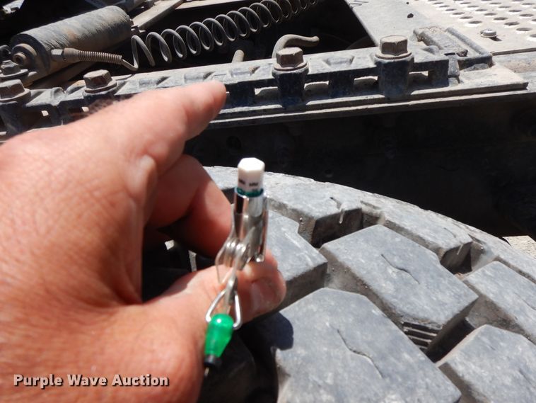 image for item HP9553 2011 International ProStar  semi truck