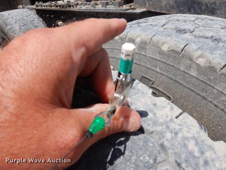 image for item HP9553 2011 International ProStar  semi truck