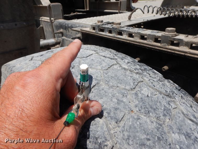 image for item HP9553 2011 International ProStar  semi truck