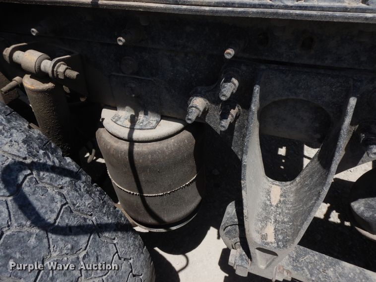 image for item HP9553 2011 International ProStar  semi truck