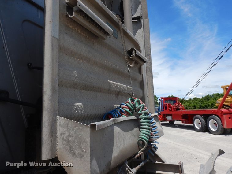 image for item HP9553 2011 International ProStar  semi truck