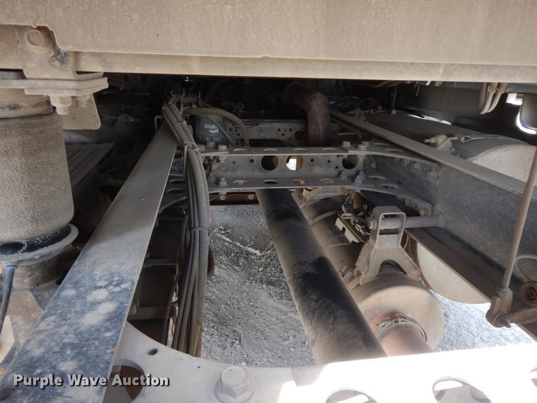 image for item HP9553 2011 International ProStar  semi truck