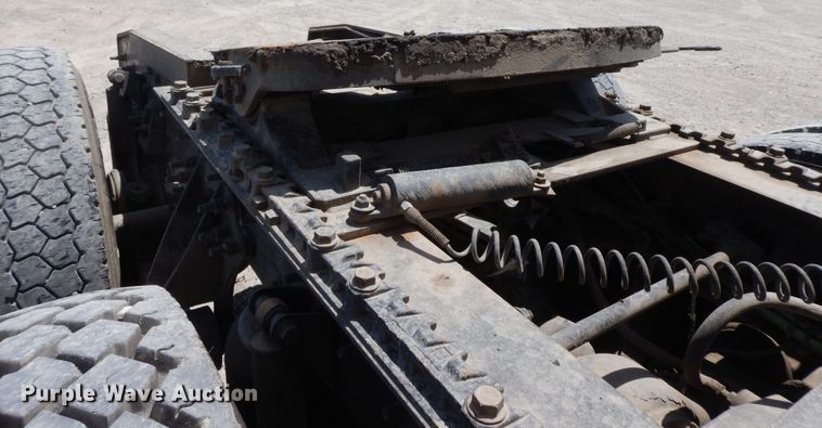 image for item HP9553 2011 International ProStar  semi truck