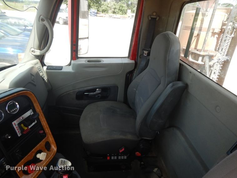 image for item HP9561 2009 International ProStar Premium  semi truck